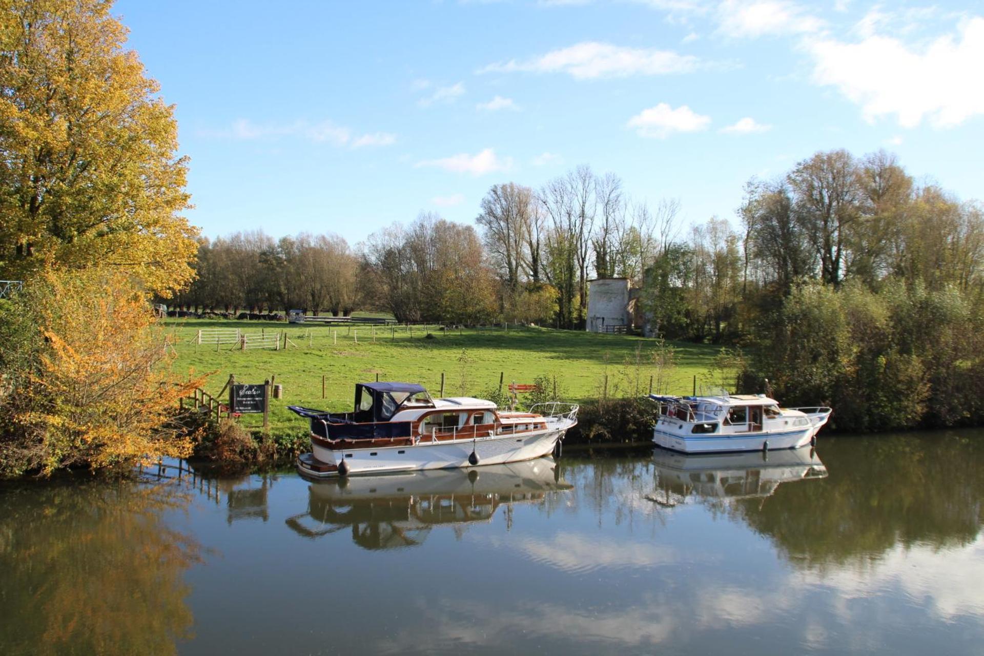 Sealov Hebergements Insolites- Linge, Menage Et Velos Inclus Eaucourt-sur-Somme Exterior photo